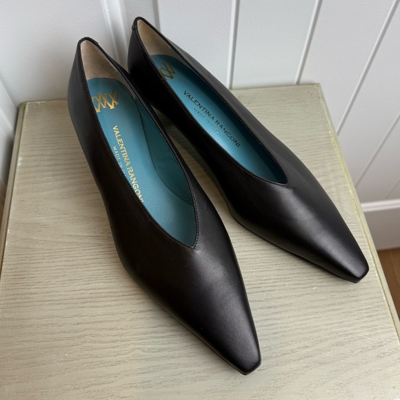 Valentina Shoes - NEW Valentina Rangoni Black Vespero Choked Vamp Pump sz 7